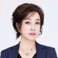 影片发布一组角色剧照，并同步曝光演员阵容，在杭州的湖光山色中，正上演这场关于“爱和美味”的温暖故事。